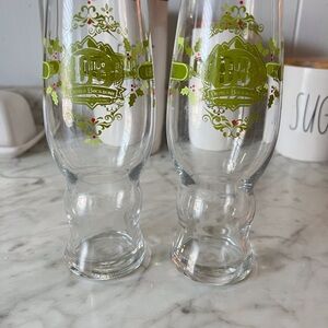Devils Backbone Karma Points, Blue Point Brew Company glasses set